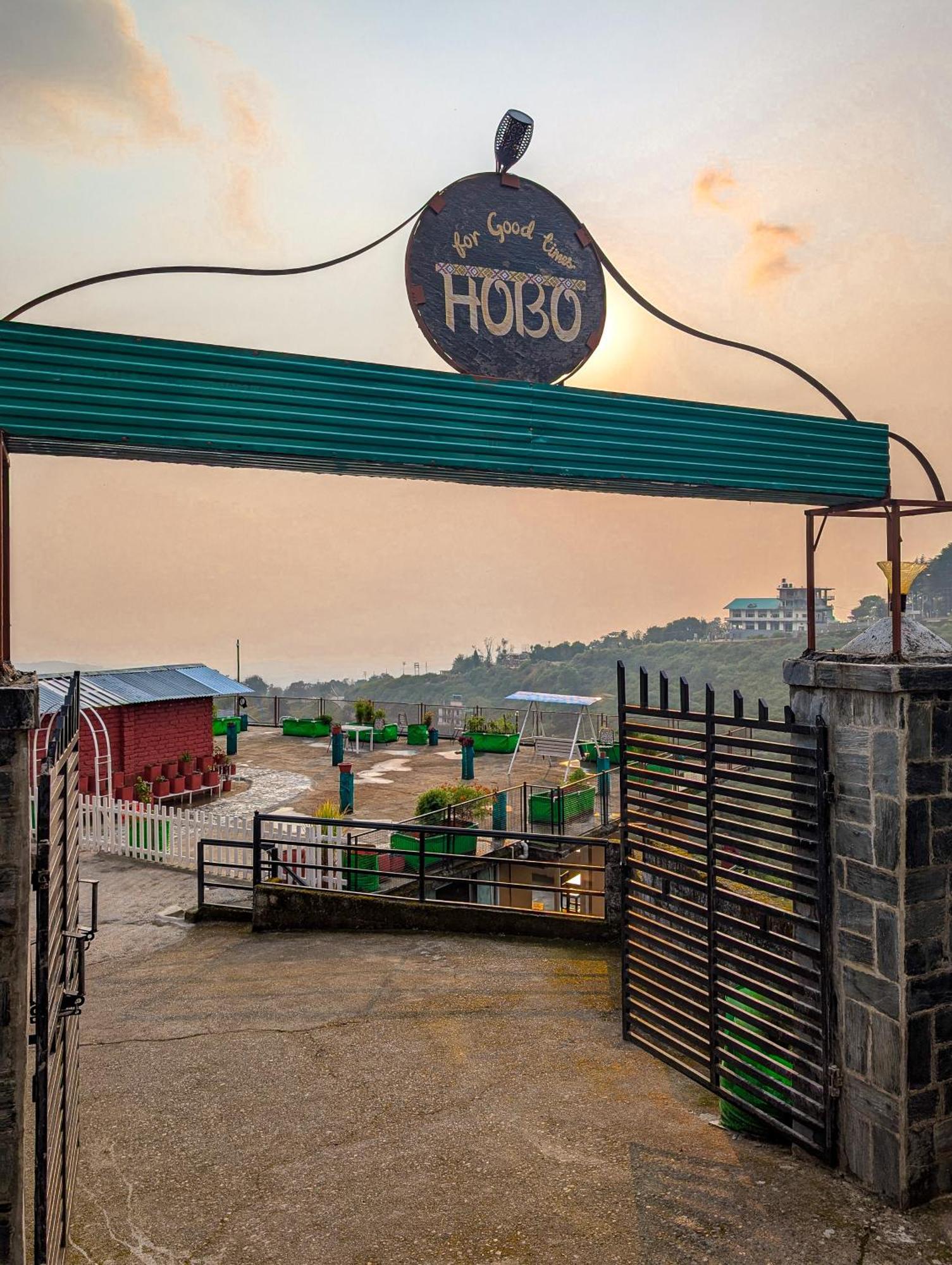 Hobo Hostel Дармсала Экстерьер фото